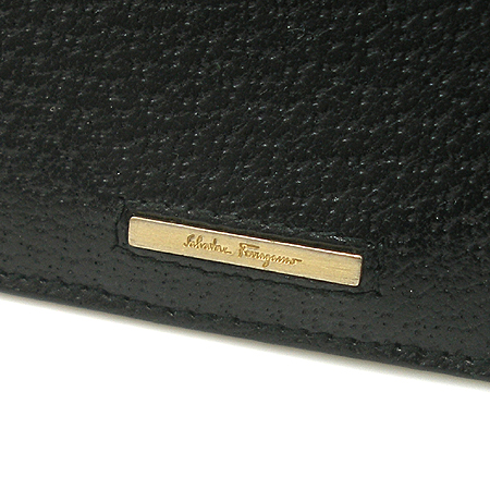 Ferragamo(��󰡸�) 66 2015 ���� ���� �̹���2 - ���̺��� �߰���ǰ