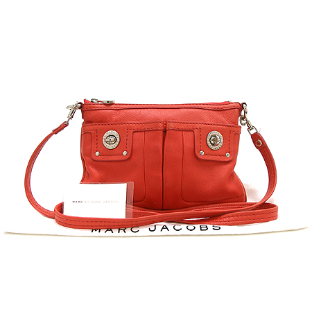 Marc_Jacobs MARC BY MARC JACOBS ������ �̴� ũ�ν��� �̹���2 - ���̺��� �߰���ǰ