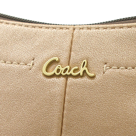 Coach(��ġ) ����� ũ�ν��� �̹���3 - ���̺��� �߰���ǰ