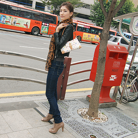 Louis Vuitton(���̺���) M40098 ���׷� ��Ƽ ȭ��Ʈ ������ ����� �̹���5 - ���̺��� �߰���ǰ