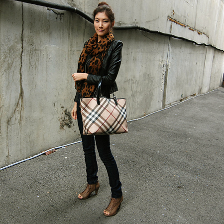 Burberry(������) �� ���üũ PVC ���� ����� �̹���5 - ���̺��� �߰���ǰ