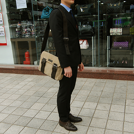 Gucci(����) 106298 �к긯 ��ũ���� ���� ȥ�� ũ�ν��� �̹���5 - ���̺��� �߰���ǰ