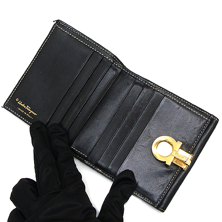 Ferragamo(��󰡸�) 220117 ���� ���� ������ �̹���2 - ���̺��� �߰���ǰ