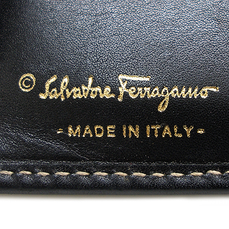 Ferragamo(��󰡸�) 220117 ���� ���� ������ �̹���3 - ���̺��� �߰���ǰ