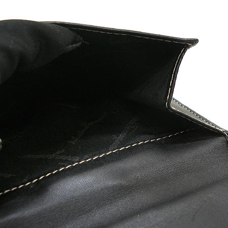 Ferragamo(��󰡸�) 220117 ���� ���� ������ �̹���4 - ���̺��� �߰���ǰ