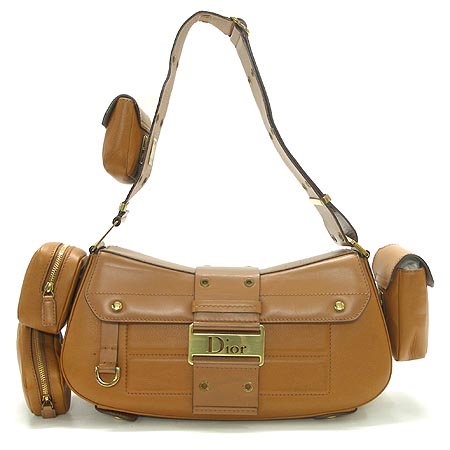 ���  �����