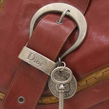 Dior(ũ����î���) WAC44929 ������ ��Ƽ�� ����� �̹���3 - ���̺��� �߰���ǰ