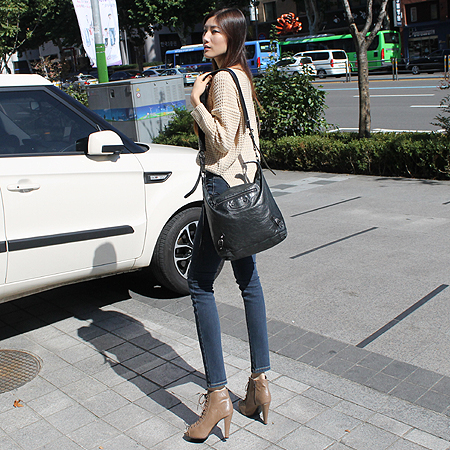 Balenciaga(�߷��þư�) 141175 ��Ƽ�� ���� �޽��� ũ�ν��� �̹���6 - ���̺��� �߰���ǰ