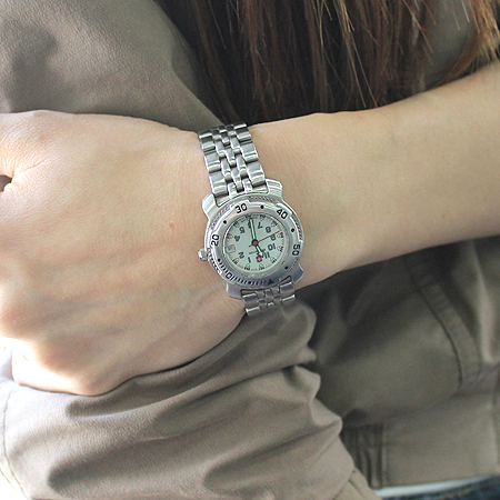 VICTORINOX (���丮�콺) 4.567 ��ƿ ������ �ð� �̹���5 - ���̺��� �߰���ǰ