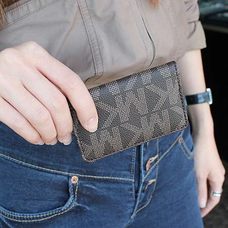 MICHAELKORS (����Ŭ �ھ) �ΰ� ī�� ���� �̹���5 - ���̺��� �߰���ǰ