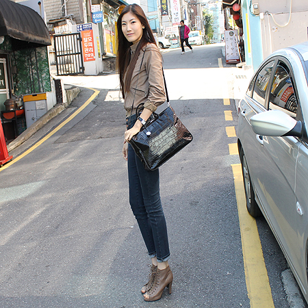 FURLA(�Ƕ�) ���� ũ��Ŀ ���� ���� ���� PRATICA(�ڶ����) 2WAY �̹���6 - ���̺��� �߰���ǰ