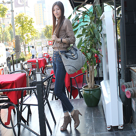 Louis Vuitton(���̺���) M56697 ���׷� �̵� ĵ���� ������ 2WAY �̹���6 - ���̺��� �߰���ǰ