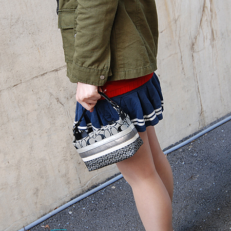 Coach(��ġ) �ñ׳��� ��Ƽ �Ŀ�ġ �̹���5 - ���̺��� �߰���ǰ