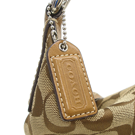 Coach(��ġ) �ñ׳�ó �ڰ��� ȣ�� ����� �̹���4 - ���̺��� �߰���ǰ