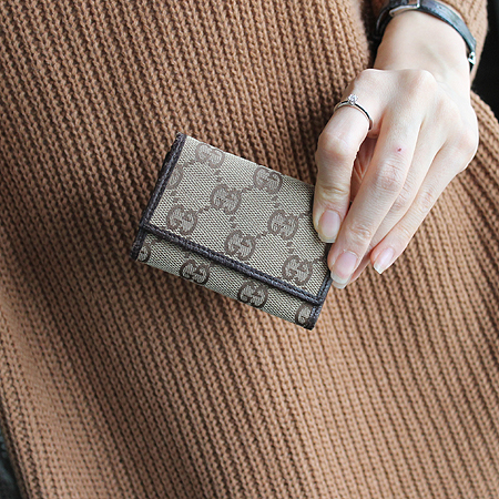 Gucci(����) 04564 GG �ΰ� �ڰ��� 6 Ȧ�� Ű���̽� �̹���5 - ���̺��� �߰���ǰ