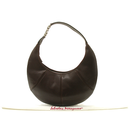 Ferragamo(��󰡸�) 21 3356 ���� ���� ȣ�� ����� �̹���2 - ���̺��� �߰���ǰ