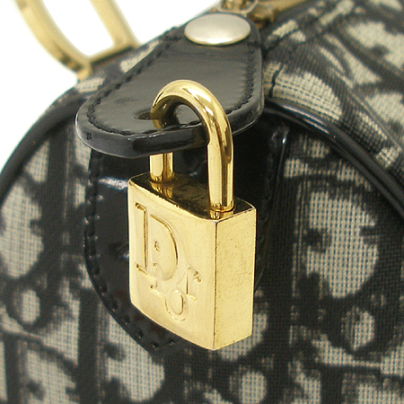 Dior(ũ����î���) �ΰ� ������ ��Ʈ�� �̹���4 - ���̺��� �߰���ǰ