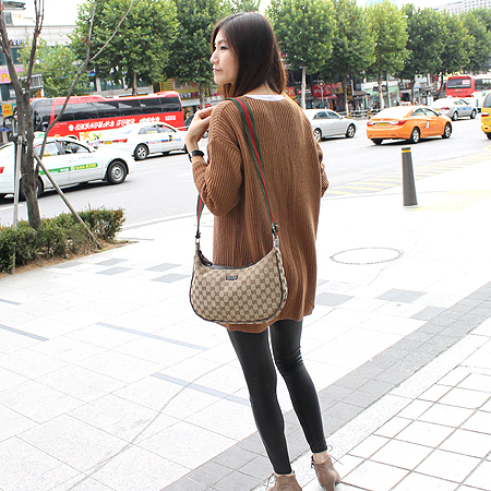 Gucci(����) 122790 GG�ΰ� �ڰ��� ��� ũ�ν��� [��������] �̹���5 - ���̺��� �߰���ǰ