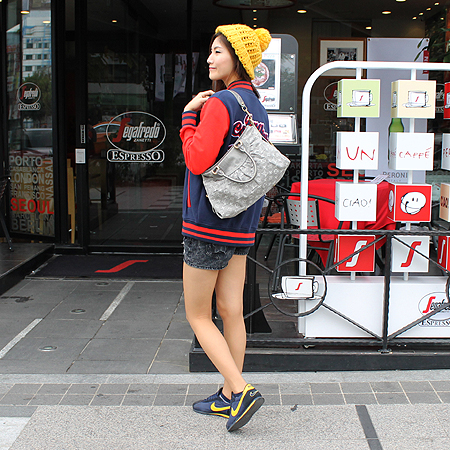 Louis Vuitton(���̺���) M95837 ���׷� ���� �׿�ĳ�� MM 2WAY [�б�������] �̹���6 - ���̺��� �߰���ǰ