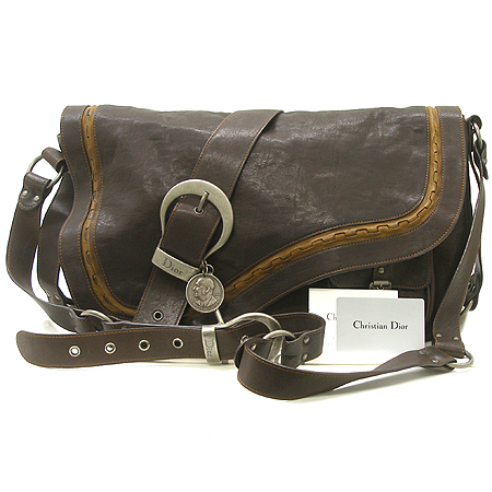 Dior(ũ����î���) WAC44927 ���� ���� ������ �� ũ�ν��� �̹���2 - ���̺��� �߰���ǰ