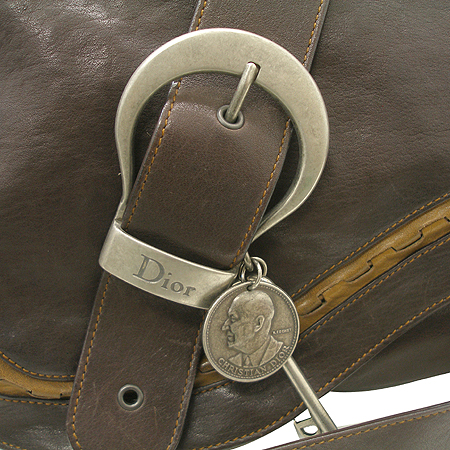 Dior(ũ����î���) WAC44927 ���� ���� ������ �� ũ�ν��� �̹���4 - ���̺��� �߰���ǰ