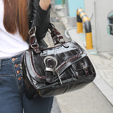 Dior(ũ����î���) CPP44937 ũ��Ŀ ���� ���� ���̴�Ʈ ������ ��Ʈ�� �̹���6 - ���̺��� �߰���ǰ