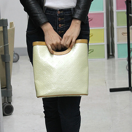 Louis Vuitton(���̺���)  M91366 ������ ��ƼĮ �� ��Ʈ�� �̹���6 - ���̺��� �߰���ǰ