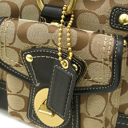 Coach(��ġ) �ñ׳�ó �ڰ��� ����� �̹���3 - ���̺��� �߰���ǰ