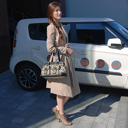 Coach(��ġ) �ñ׳�ó �ڰ��� ����� �̹���5 - ���̺��� �߰���ǰ