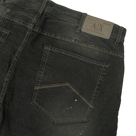 Armani Exchange(�Ƹ����� �ͽ�ü����) �׷����� �̹���3 - ���̺��� �߰���ǰ