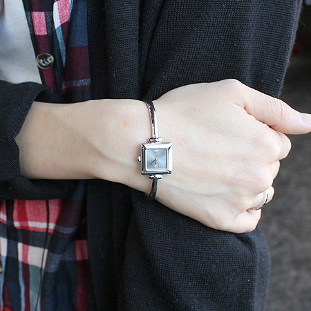 Gucci(����) 1900L �簢 ���Ʈ ��ƿ ������ �ð� �̹���5 - ���̺��� �߰���ǰ