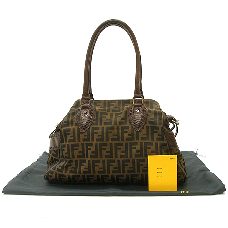 Fendi(���) 8BN162 00TGX FF�ΰ� �к긯 ��ī ��Ʈ�� [�б�������] �̹���2 - ���̺��� �߰���ǰ