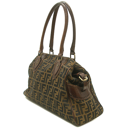 Fendi(���) 8BN162 00TGX FF�ΰ� �к긯 ��ī ��Ʈ�� [�б�������] �̹���3 - ���̺��� �߰���ǰ