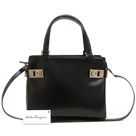 Ferragamo(��󰡸�) 21 0167 ���� ��ġ�� ��� ��Ʈ�� + �����Ʈ�� [�б�����������2ȣ��] �̹���2 - ���̺��� �߰���ǰ
