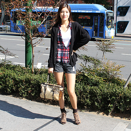 Coach(��ġ) �ñ׳�ó �ڰ��� �����̵� ��Ż ��ġ ����� �̹���5 - ���̺��� �߰���ǰ