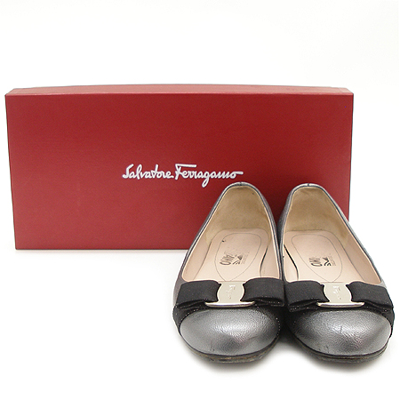 Ferragamo(��󰡸�) VARINA ���� �ٶ� ��� ��Ż �÷� ������ �÷� ���� �̹���2 - ���̺��� �߰���ǰ