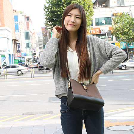 Loewe(�ο���) ���� �÷� �簢 ũ�ν��� �̹���5 - ���̺��� �߰���ǰ
