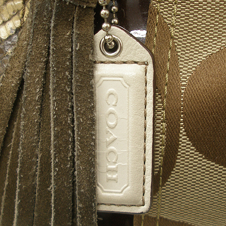 Coach(��ġ) �ñ׳�ó �ڰ��� ũ��Ŀ���� ���� ���̴�Ʈ ��Ƽġ ��Ʈ�� �̹���4 - ���̺��� �߰���ǰ