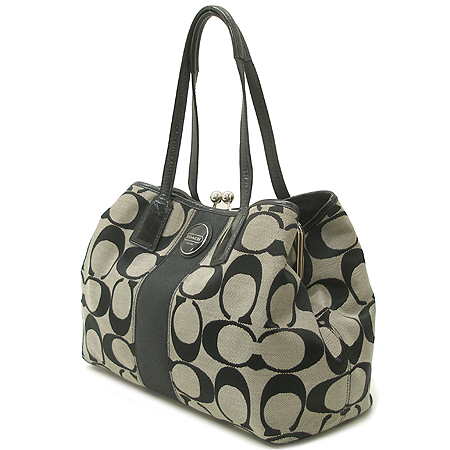 Coach(��ġ) �ñ׳�ó �ڰ��� ���̴�Ʈ ��Ʈ�� �̹���2 - ���̺��� �߰���ǰ