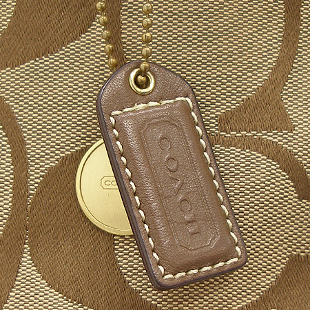Coach(��ġ) �ñ׳��� �к긯 ����� �̹���4 - ���̺��� �߰���ǰ