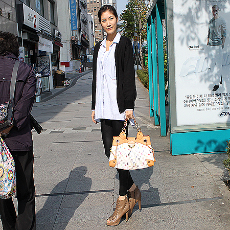 Louis Vuitton(���̺���) M40123 ���׷� ��Ƽ �÷� ȭ��Ʈ �콶�� ����� �̹���4 - ���̺��� �߰���ǰ
