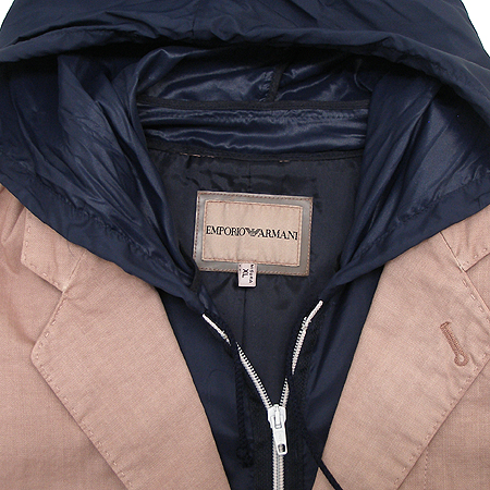 Emporio Armani(�������� �Ƹ�����) �ĵ����� �̹���2 - ���̺��� �߰���ǰ
