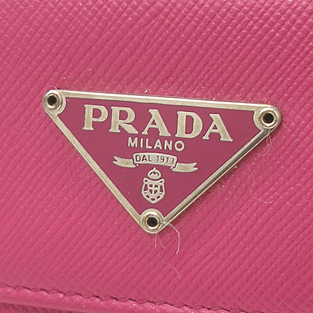 Prada(�����) 1M0222 ���ǾƳ� 6Ȧ�� Ű���̽� �̹���2 - ���̺��� �߰���ǰ