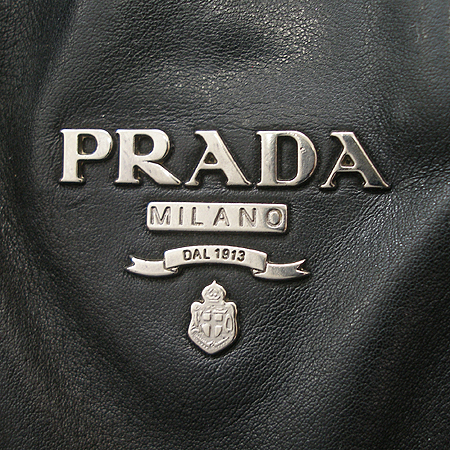 Prada(�����) SOFT CALF ���� ���� ����ΰ� ��Ʈ�� �̹���3 - ���̺��� �߰���ǰ