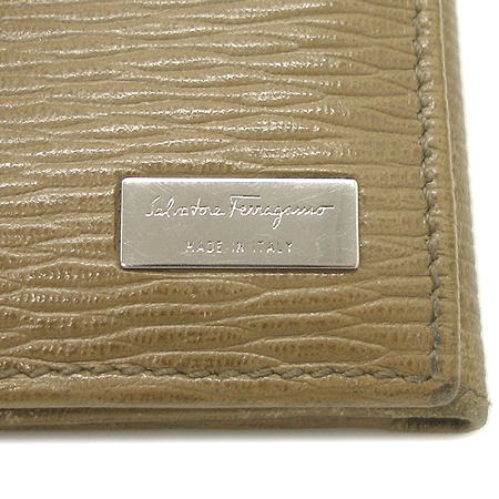Ferragamo(��󰡸�) ���� ��Ƽġ 3�� ������ �̹���4 - ���̺��� �߰���ǰ