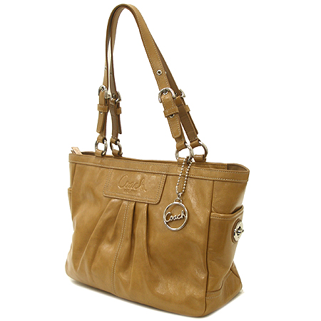 Coach(��ġ) ���̴�Ʈ ��Ʈ�� �̹���2 - ���̺��� �߰���ǰ