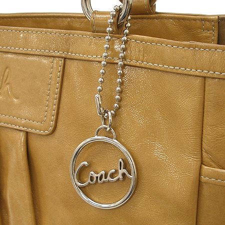 Coach(��ġ) ���̴�Ʈ ��Ʈ�� �̹���3 - ���̺��� �߰���ǰ