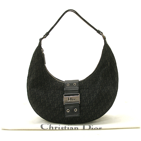 Dior(ũ����î���) �ΰ� �ڰ��� ȣ�� ����� �̹���2 - ���̺��� �߰���ǰ