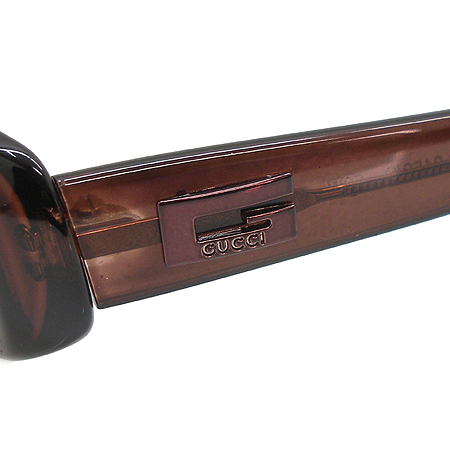 Gucci(����) GG2452/S ���� ���۶� �̹���4 - ���̺��� �߰���ǰ