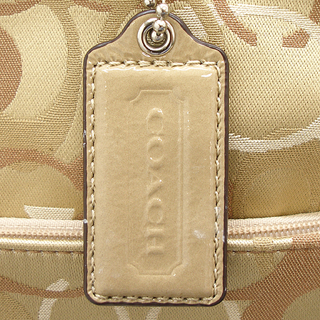 Coach(��ġ) �ñ׳��� �ΰ� �� ��Ʈ�� + ��� ��Ʈ�� �̹���3 - ���̺��� �߰���ǰ